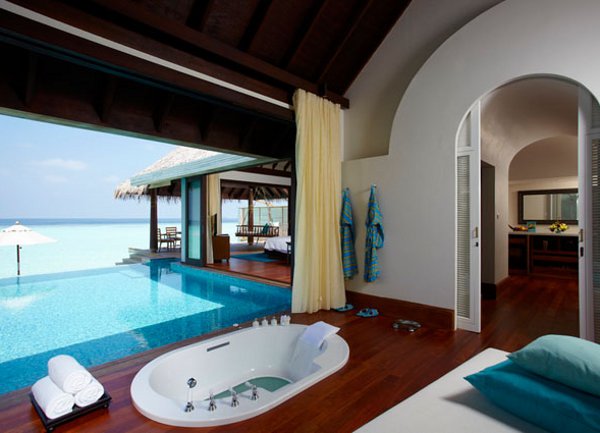 Anantara Kihavah - Over Water Pool Villa